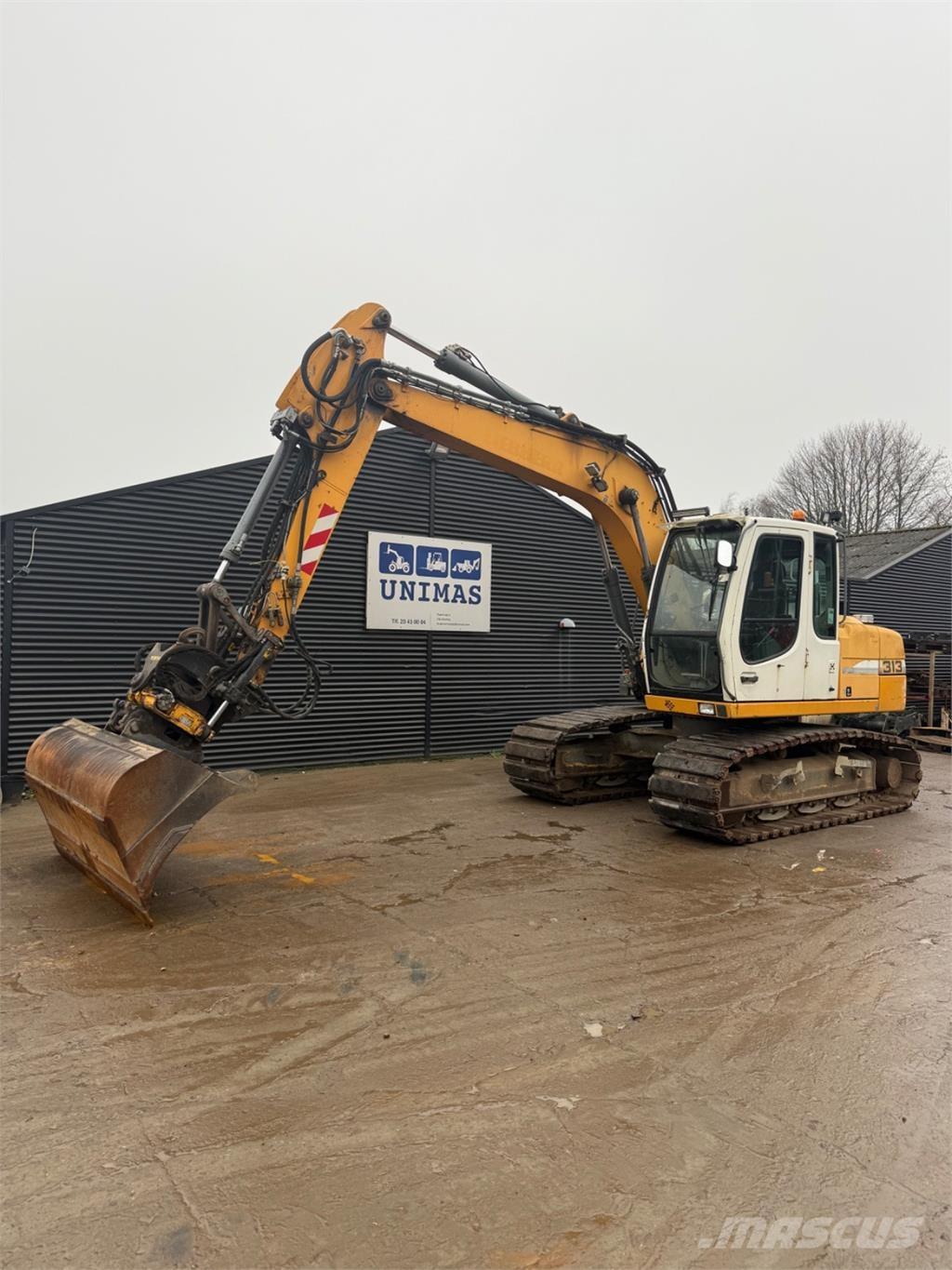 Liebherr 313 حفارات زحافة