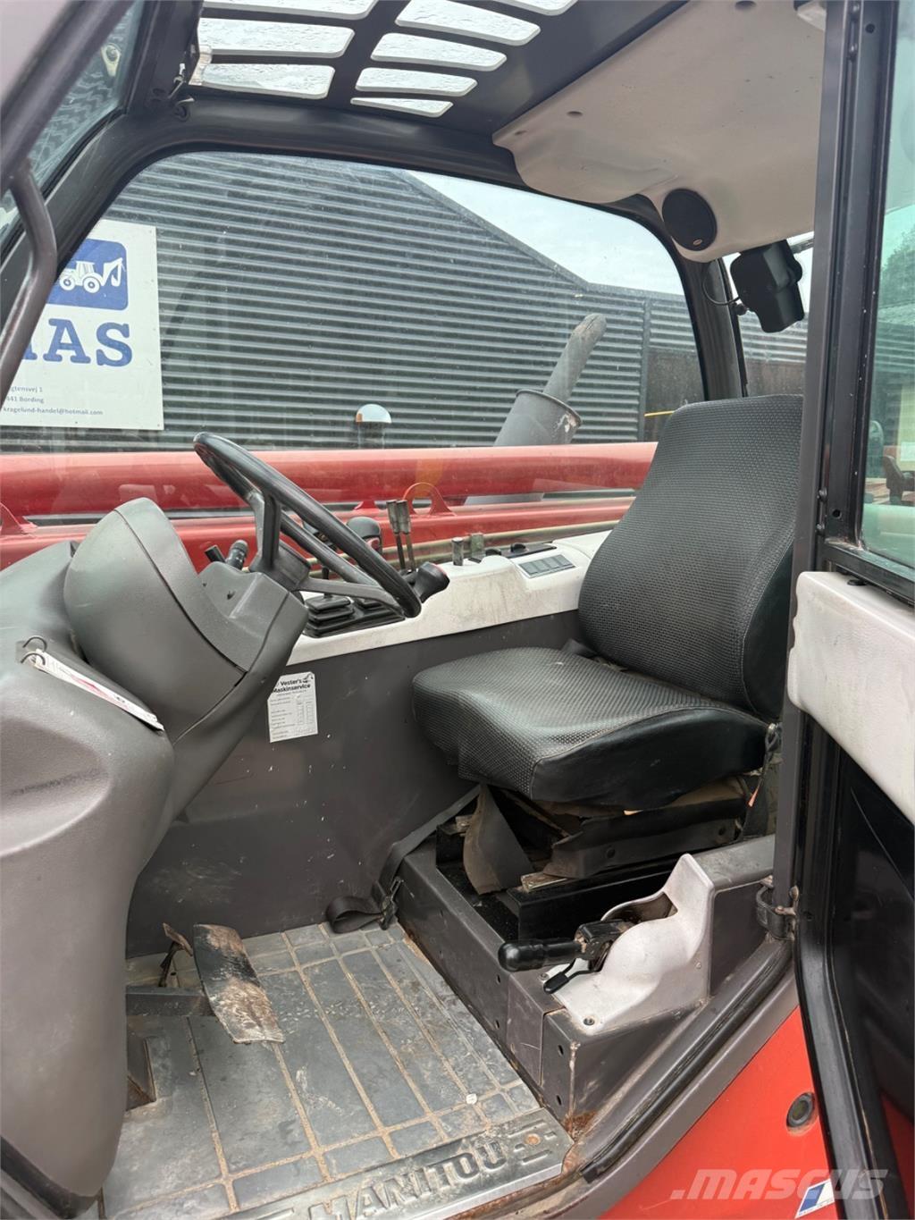 Manitou MT1030 مناولات متداخلة