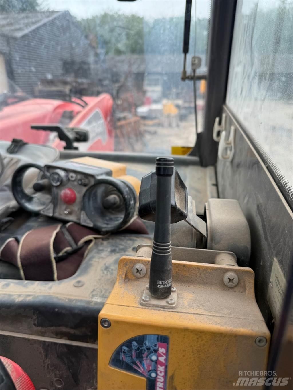 Manitou MT1840 مناولات متداخلة