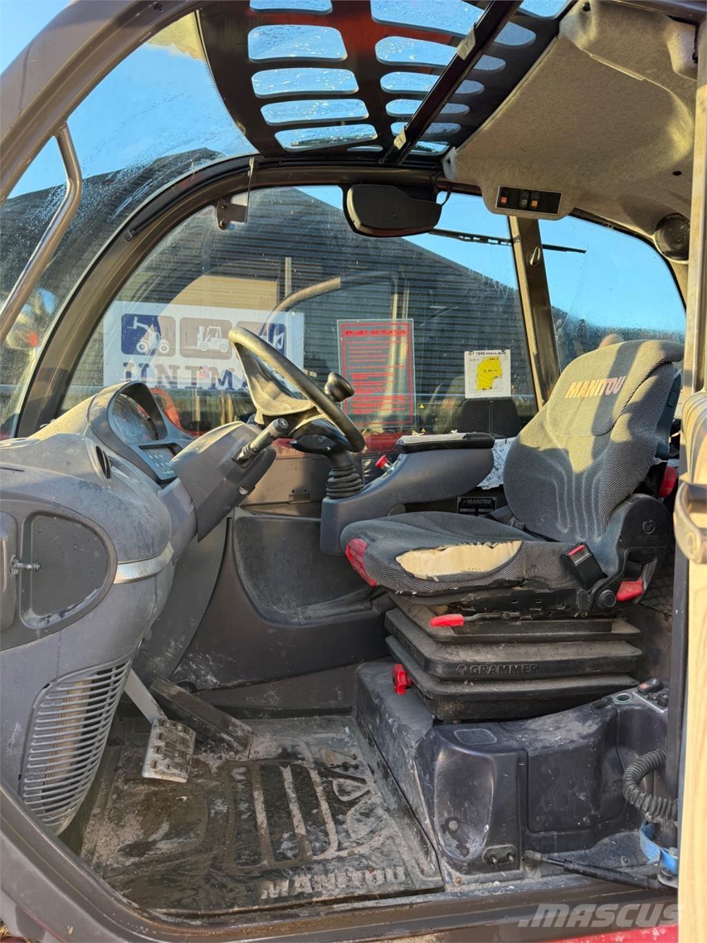 Manitou MT1840 مناولات متداخلة