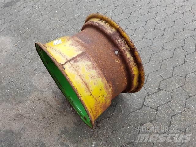 Merlo 20 13X20 الإطارات والعجلات والحافات