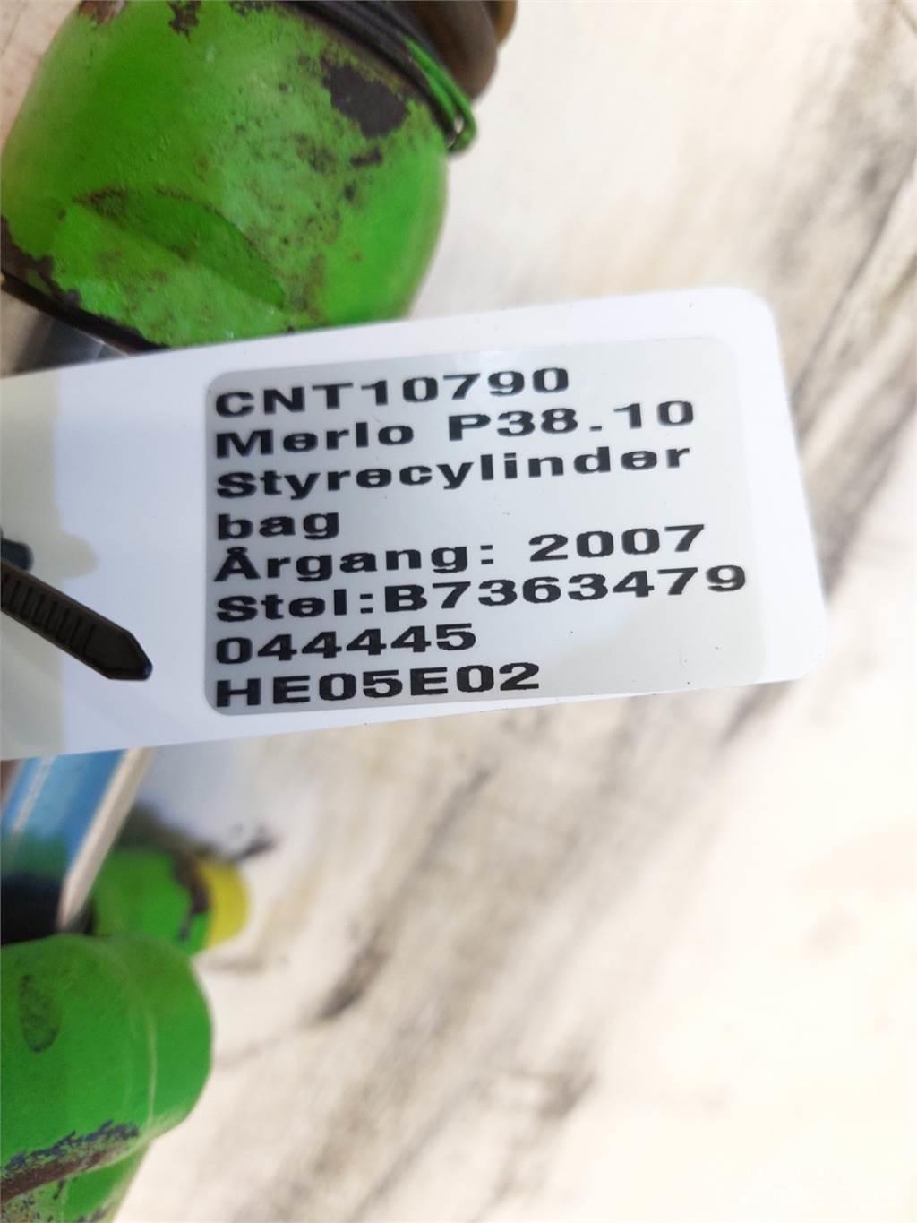 Merlo P38.10 هيدروليات