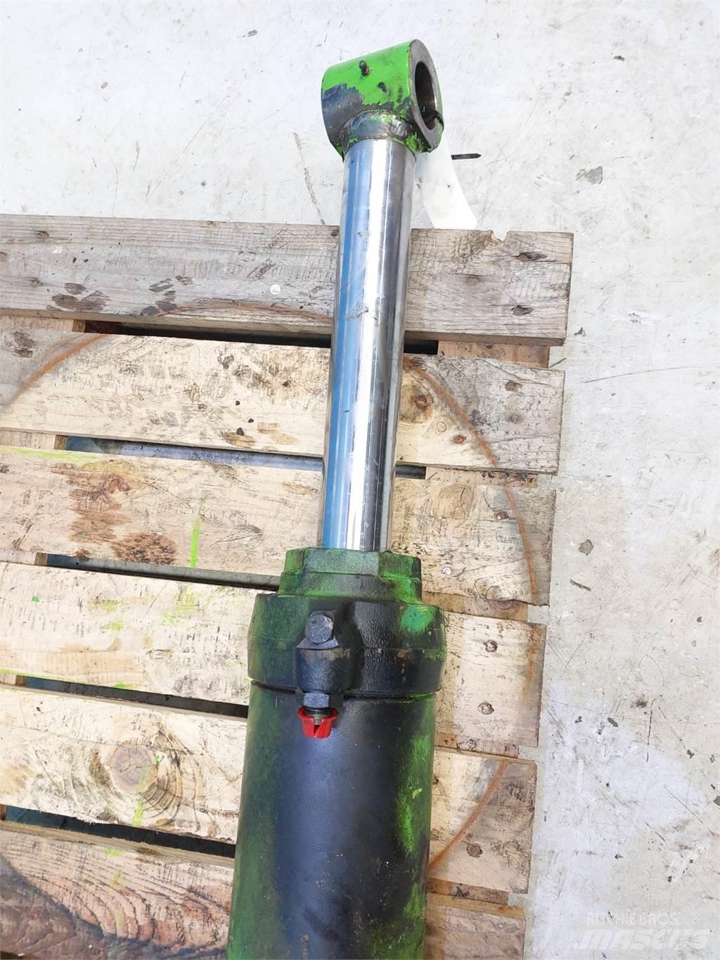 Merlo P40.7 هيدروليات