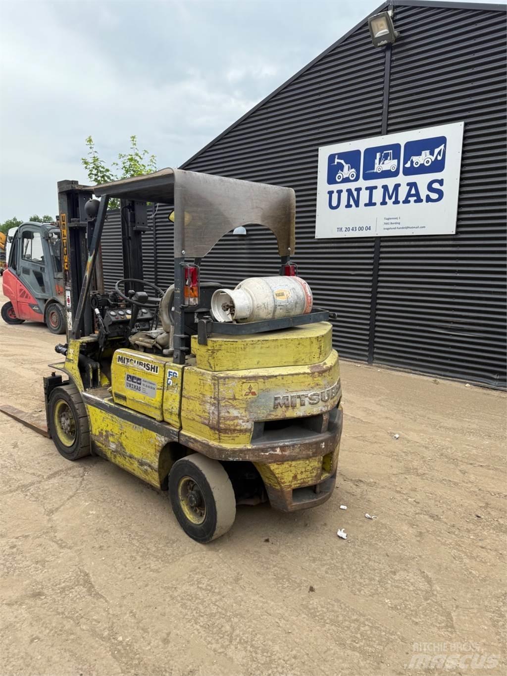 Mitsubishi FG25 شاحنات LPG