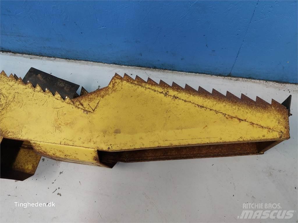 New Holland 1530 ملحقات الحصادات