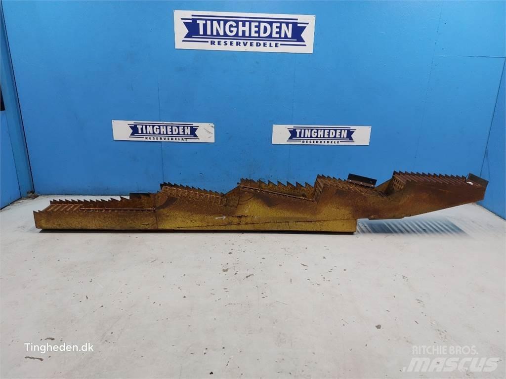 New Holland 1530 ملحقات الحصادات