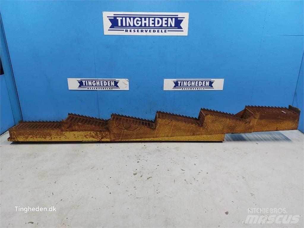 New Holland 1545 ملحقات الحصادات