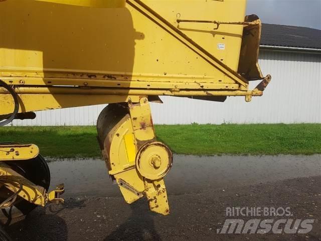 New Holland 1550 ملحقات الحصادات