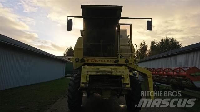 New Holland 1550 حصادات