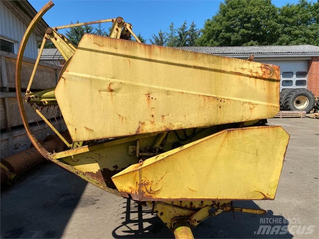 New Holland 20 ملحقات الحصادات