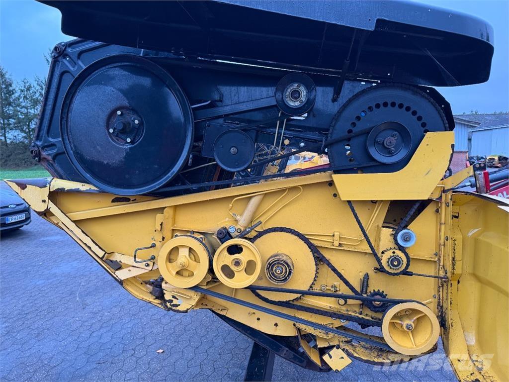 New Holland 20 ملحقات الحصادات