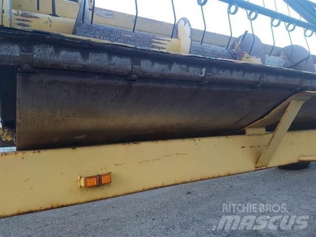 New Holland 24 ملحقات الحصادات
