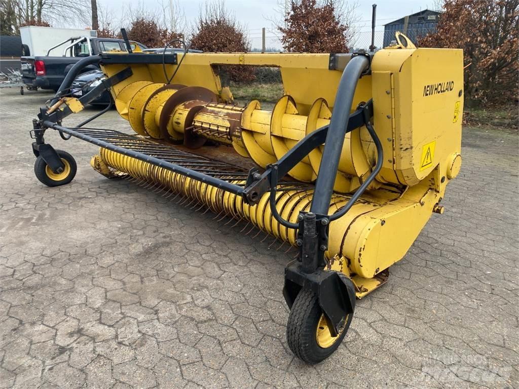 New Holland 350W جزازات