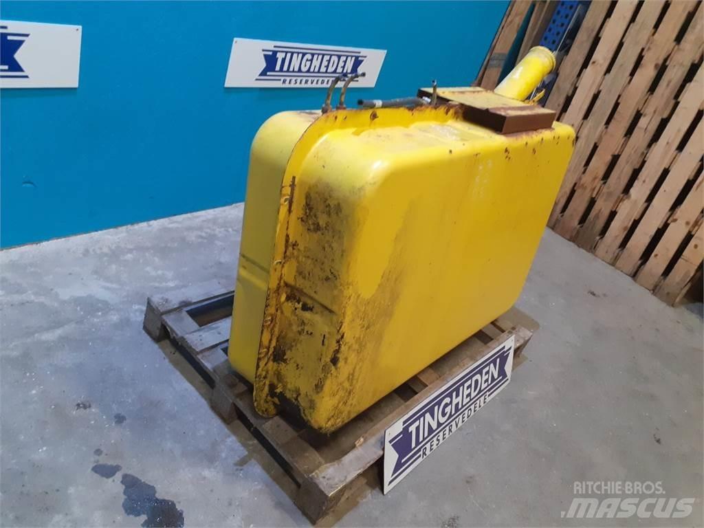 New Holland 8060 ملحقات الحصادات