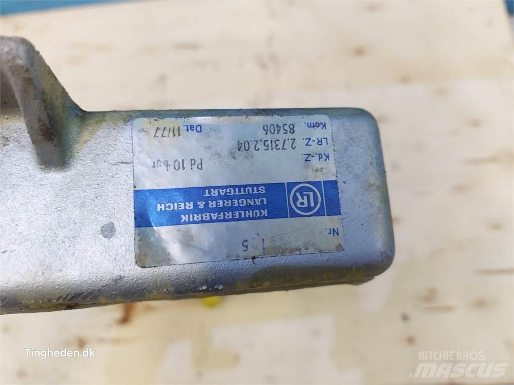 New Holland 8080 مشعات