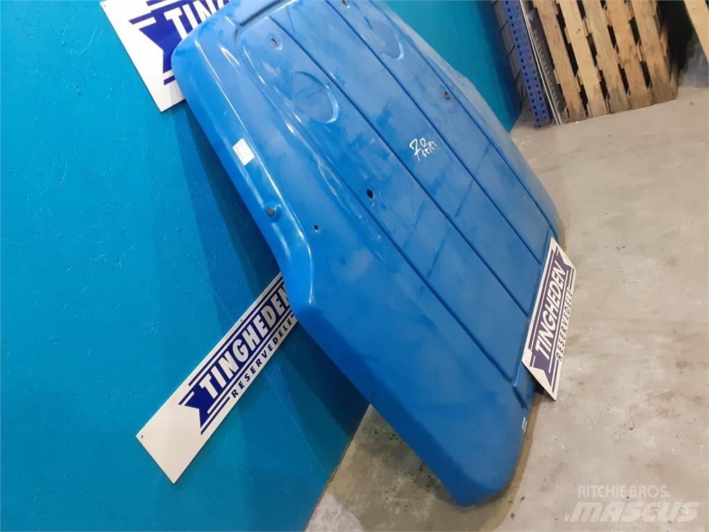 New Holland 8770 كابينة والداخلية