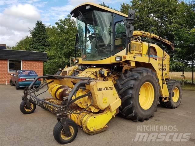 New Holland FX38 علافات ذاتية الدفع