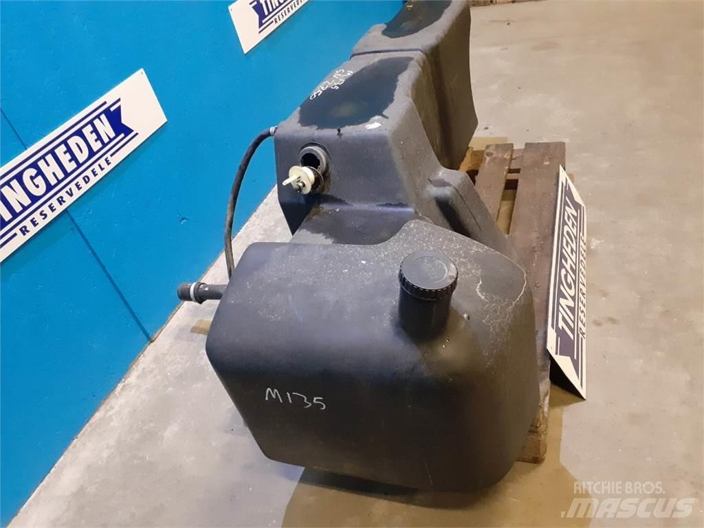 New Holland M135 ملحقات أخرى للجرارات
