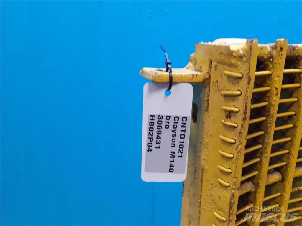 New Holland M140 ملحقات الحصادات