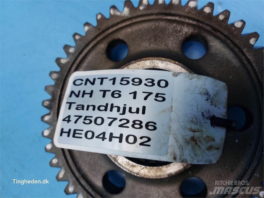 New Holland T6 أجهزة نقل