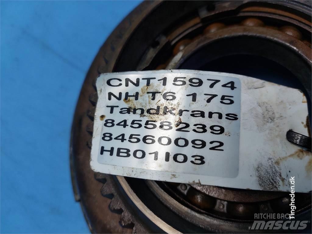 New Holland T6 أجهزة نقل