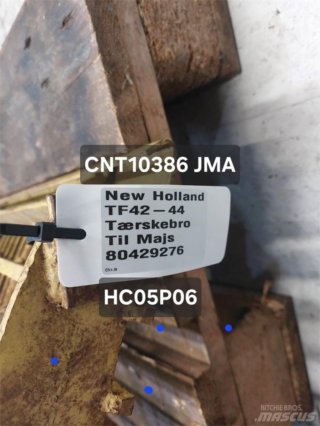New Holland TF44 ملحقات الحصادات