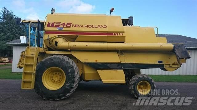 New Holland TF46 حصادات