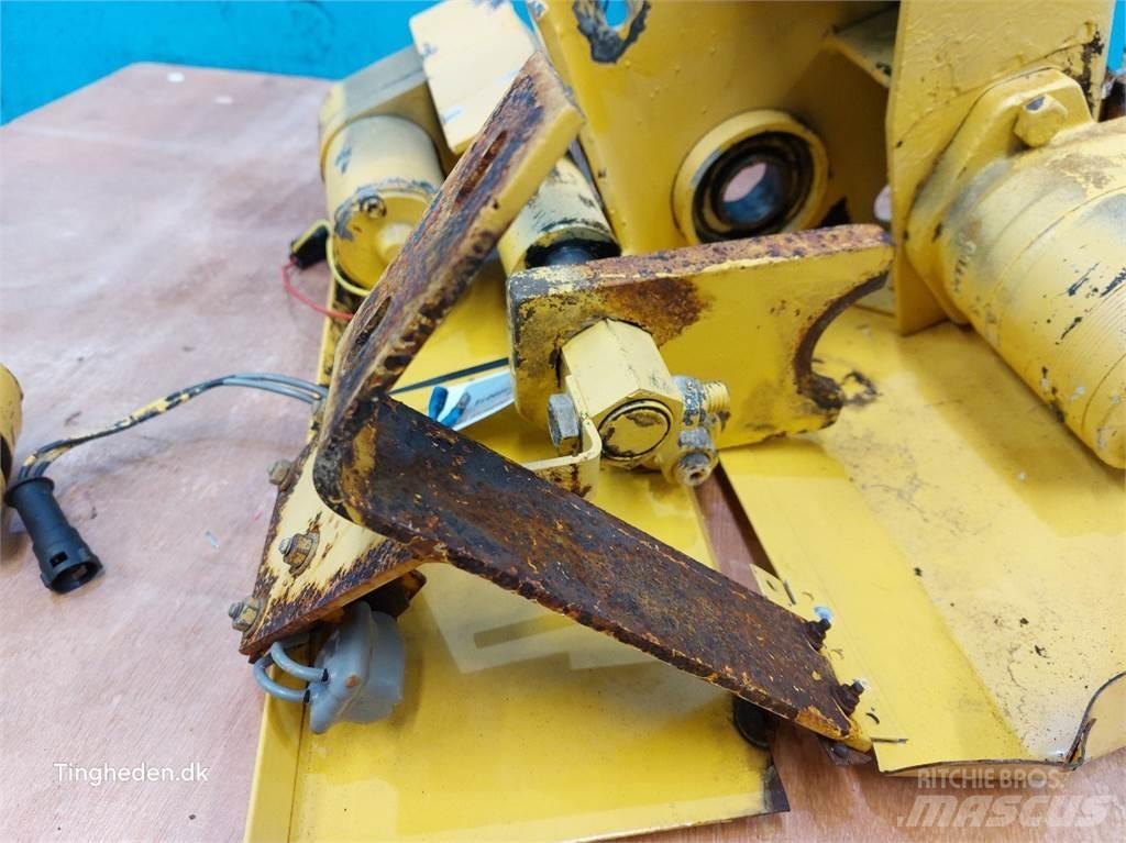 New Holland TF46 ملحقات الحصادات