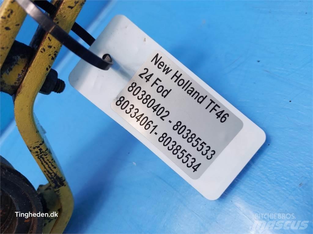 New Holland TF46 ملحقات الحصادات