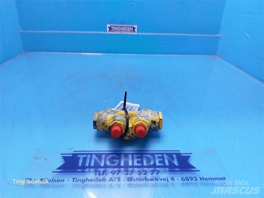 New Holland TF46 ملحقات الحصادات