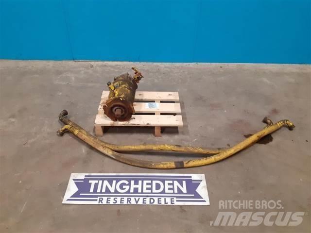 New Holland TX34 هيدروليات