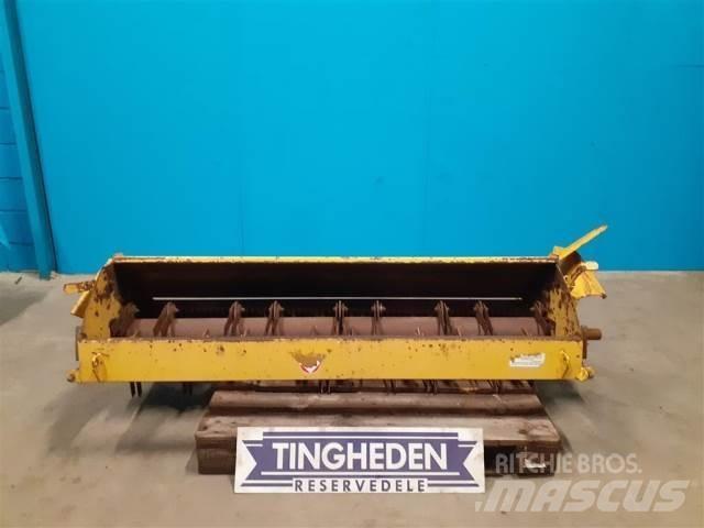 New Holland TX36 ملحقات الحصادات