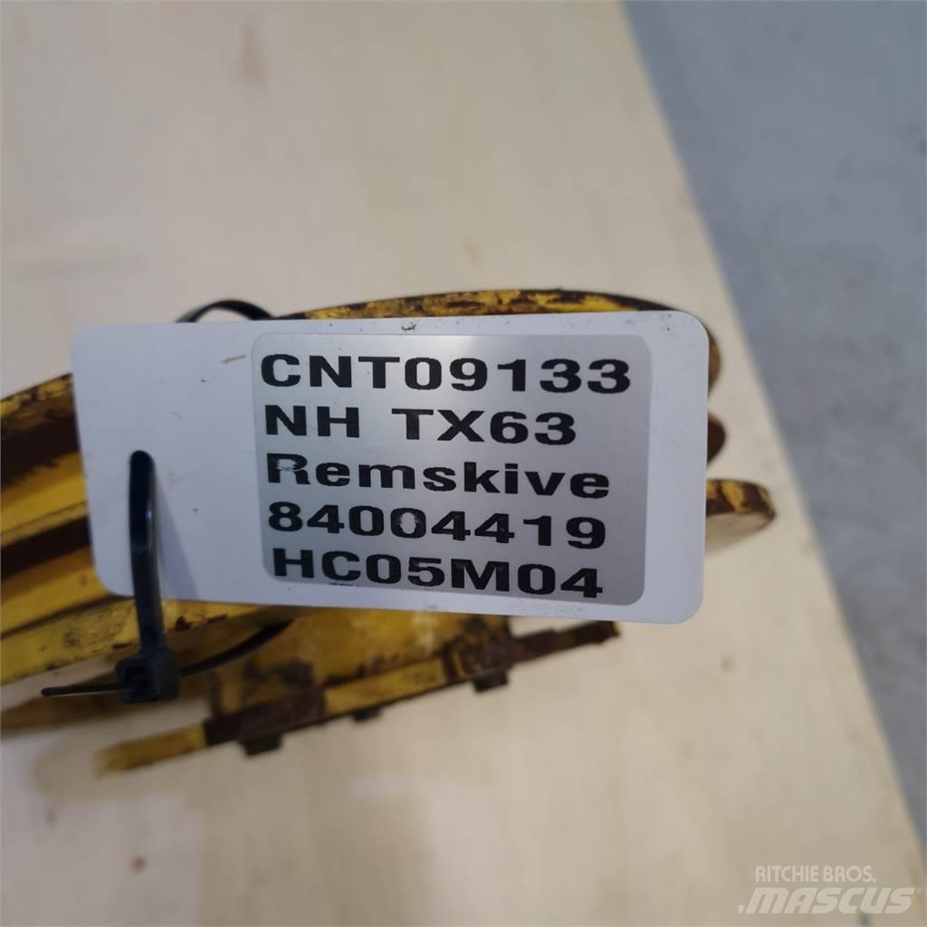 New Holland TX63 ماكينات زراعية أخرى