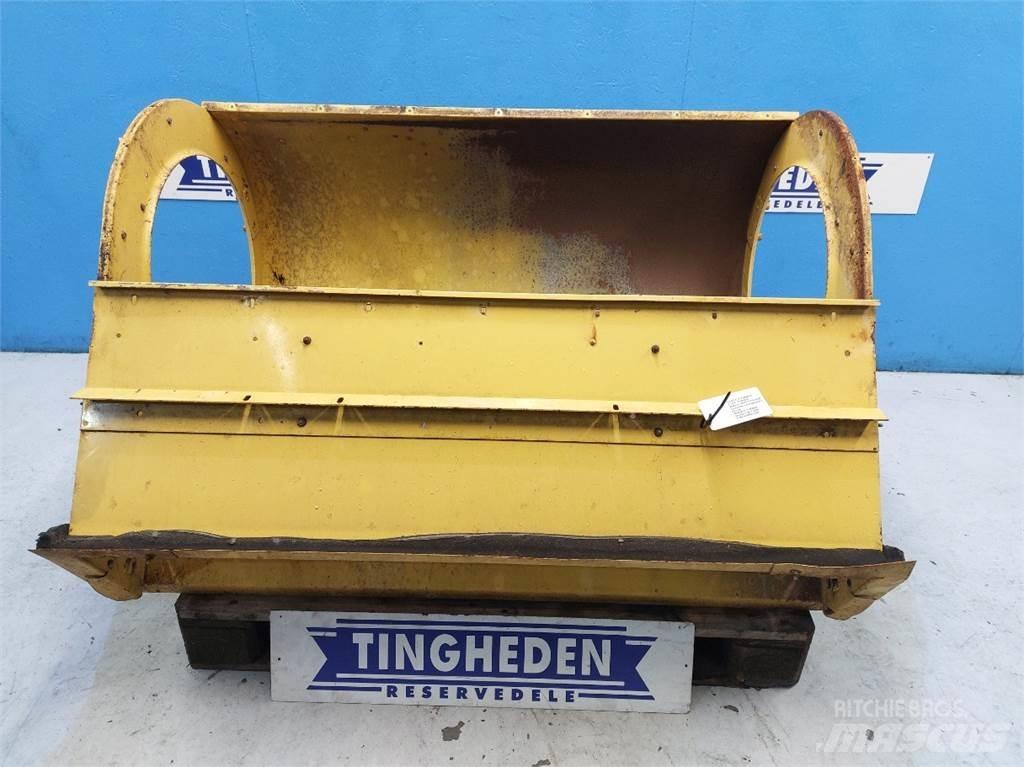 New Holland TX65 معدات نشر الرمال والملح