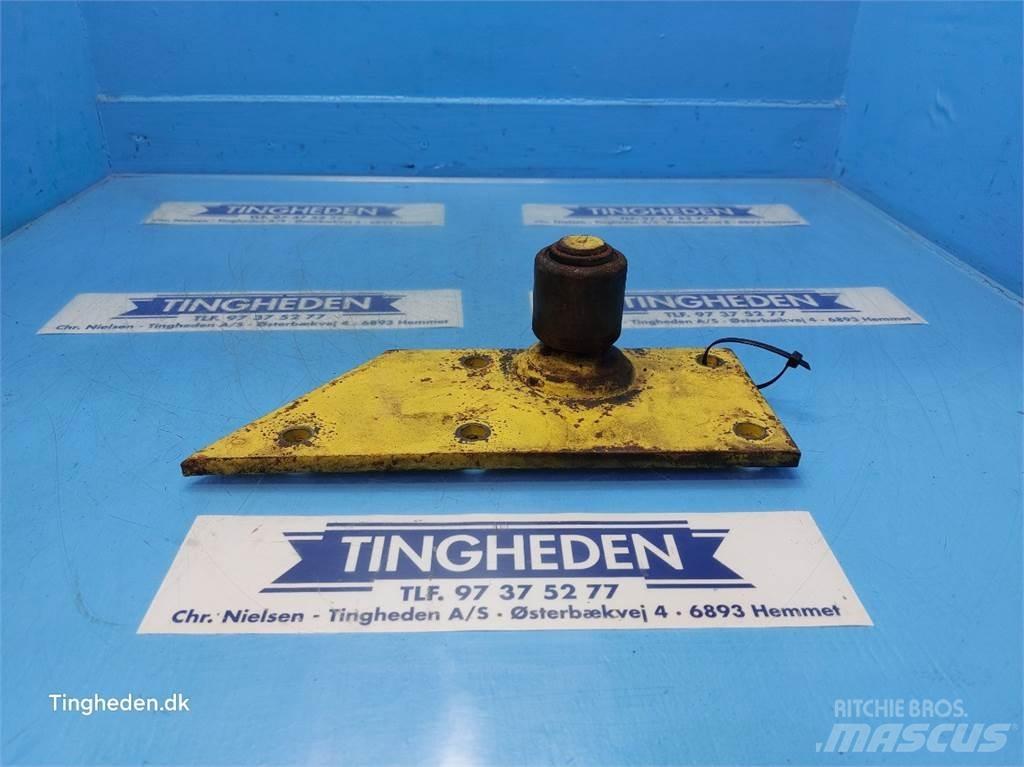 New Holland TX68 معدات نشر الرمال والملح