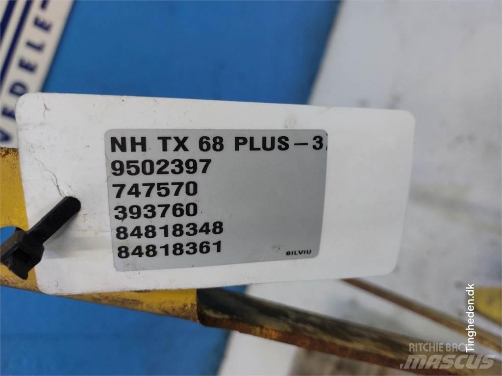 New Holland TX68 معدات نشر الرمال والملح