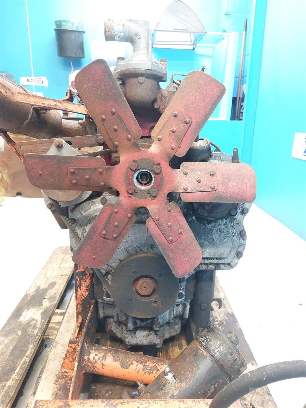 Perkins 4.236 محركات