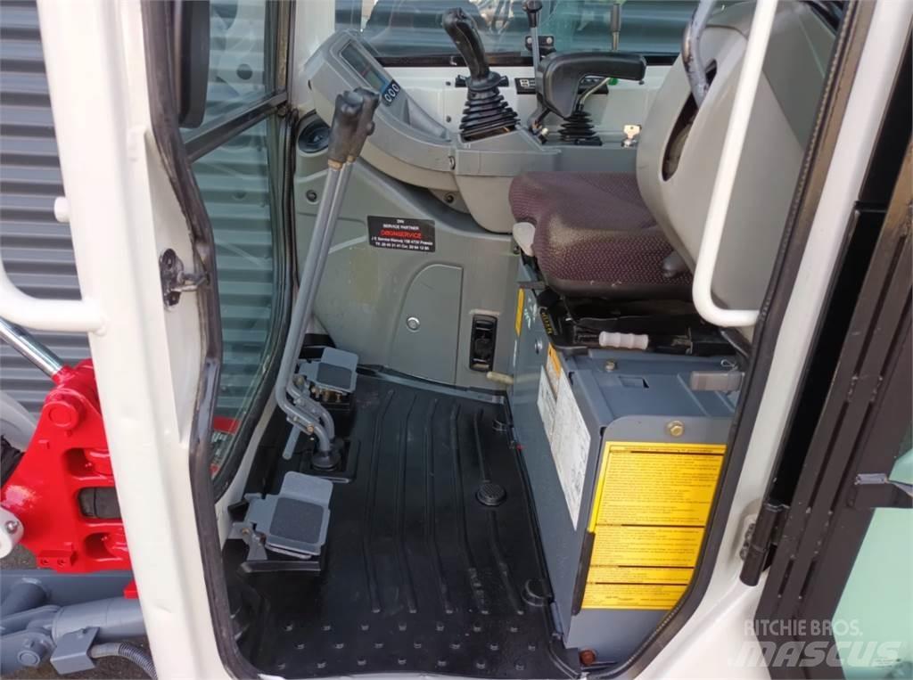 Takeuchi tb216 حفارات صغيرة أقل من 7 طن (حفارات صغيرة)