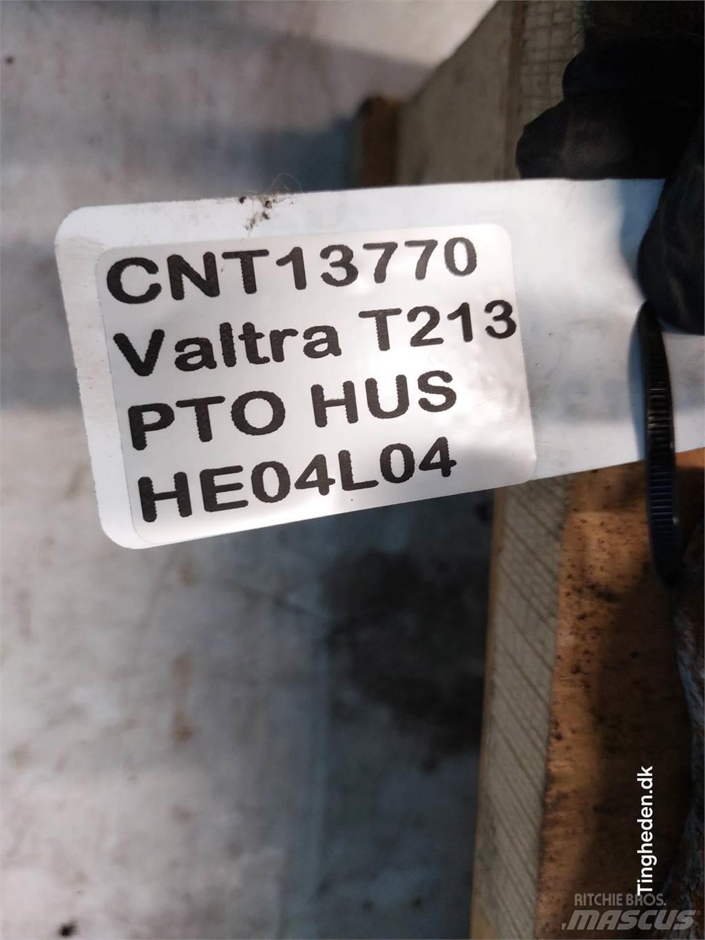 Valtra T213 ملحقات أخرى للجرارات