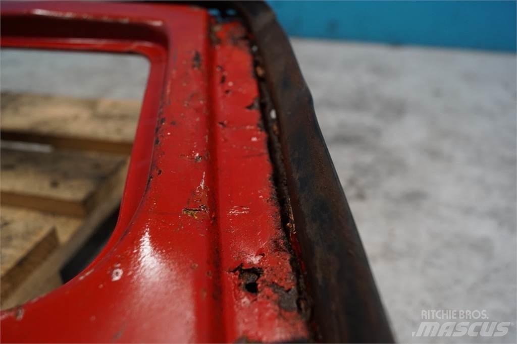 Volvo BM 650 كابينة والداخلية