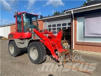 Volvo L30G لوادر بعجل