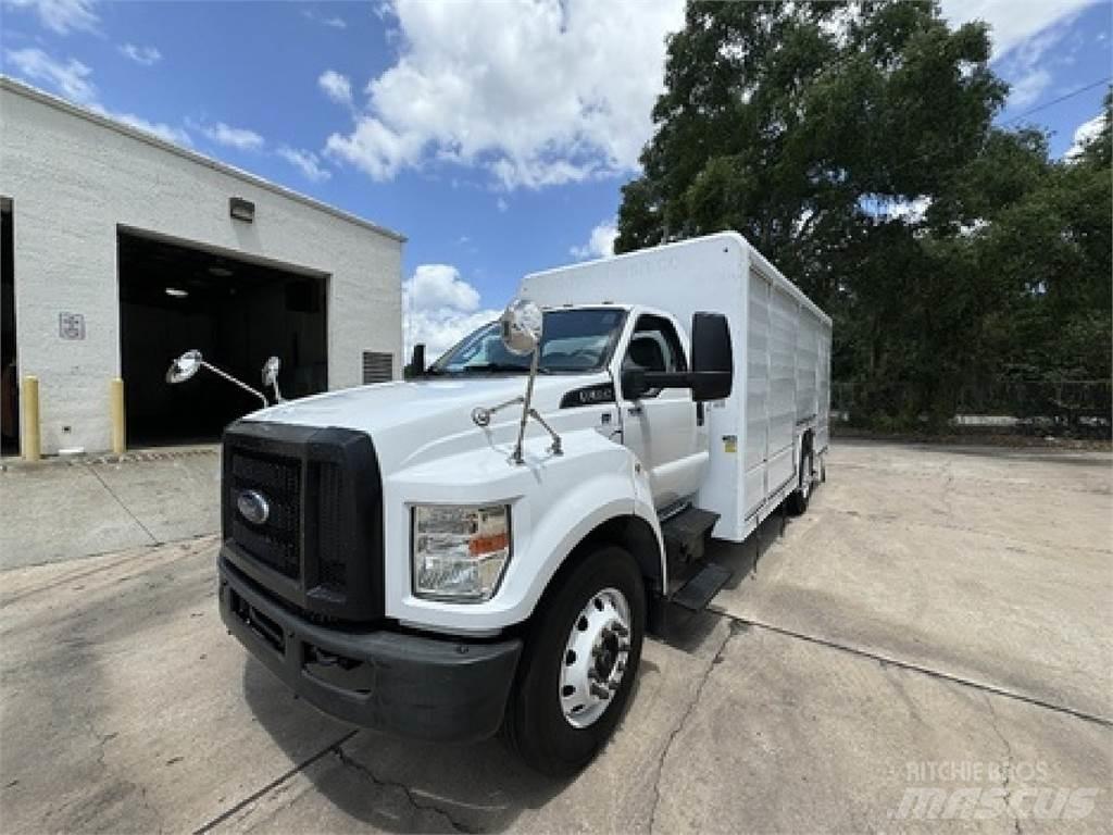 Ford F650 شاحنات نقل المشروبات