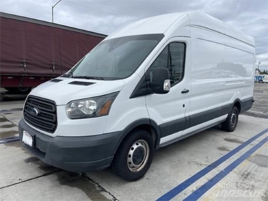 Ford TRANSIT شاحنة مقفلة