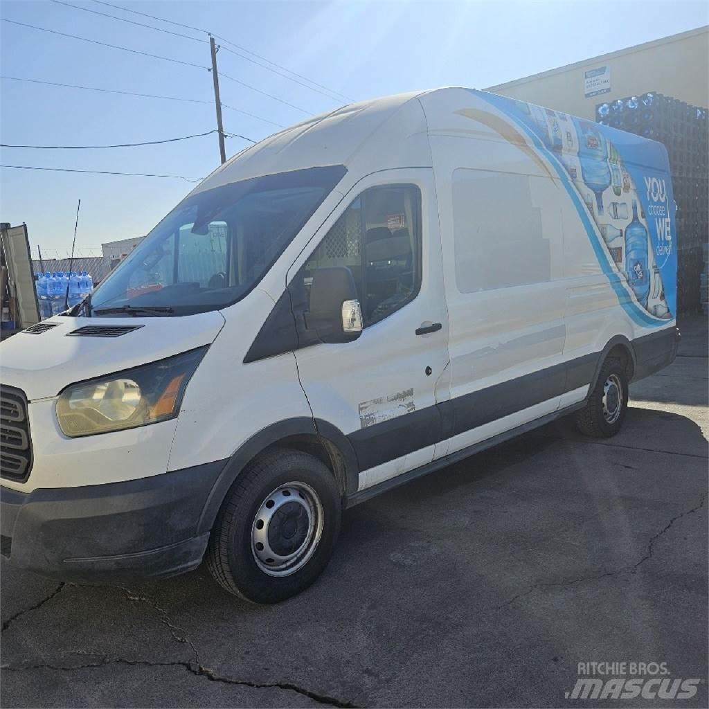 Ford TRANSIT شاحنة مقفلة