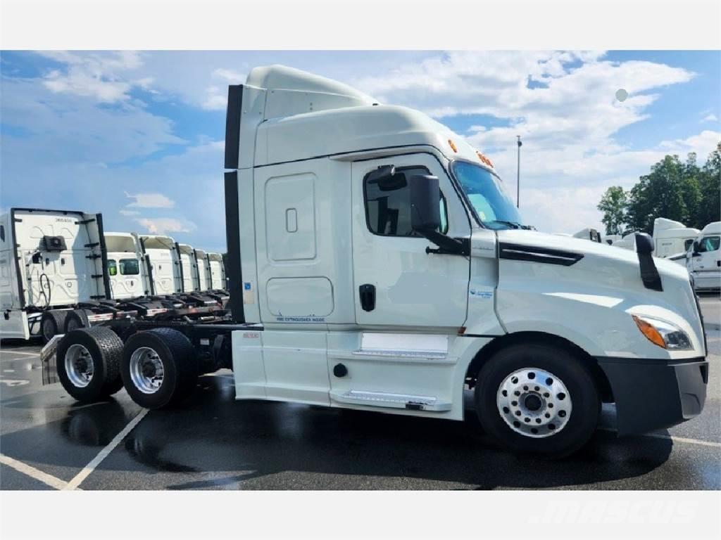 Freightliner 126 وحدات الجر