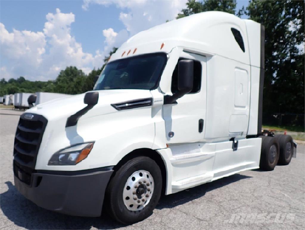 Freightliner 126 وحدات الجر