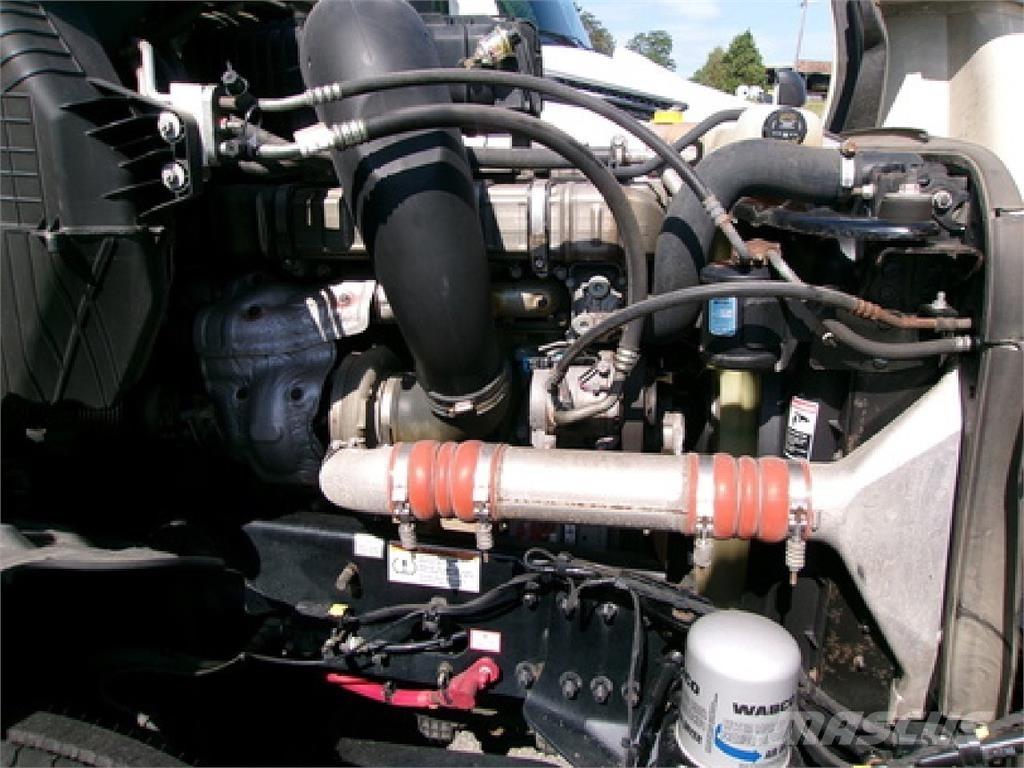Freightliner 126 وحدات الجر