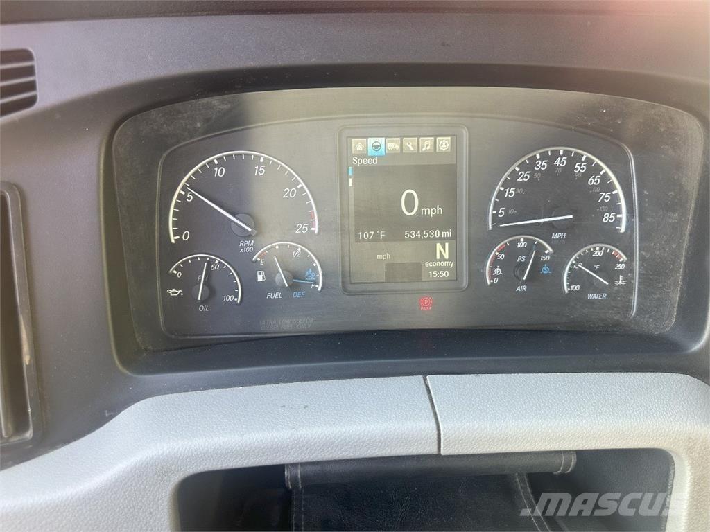 Freightliner CA126 وحدات الجر