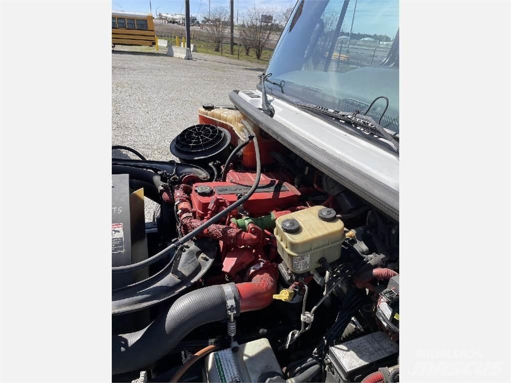 Freightliner M2 شاحنات بدرجة حرارة قابلة للضبط