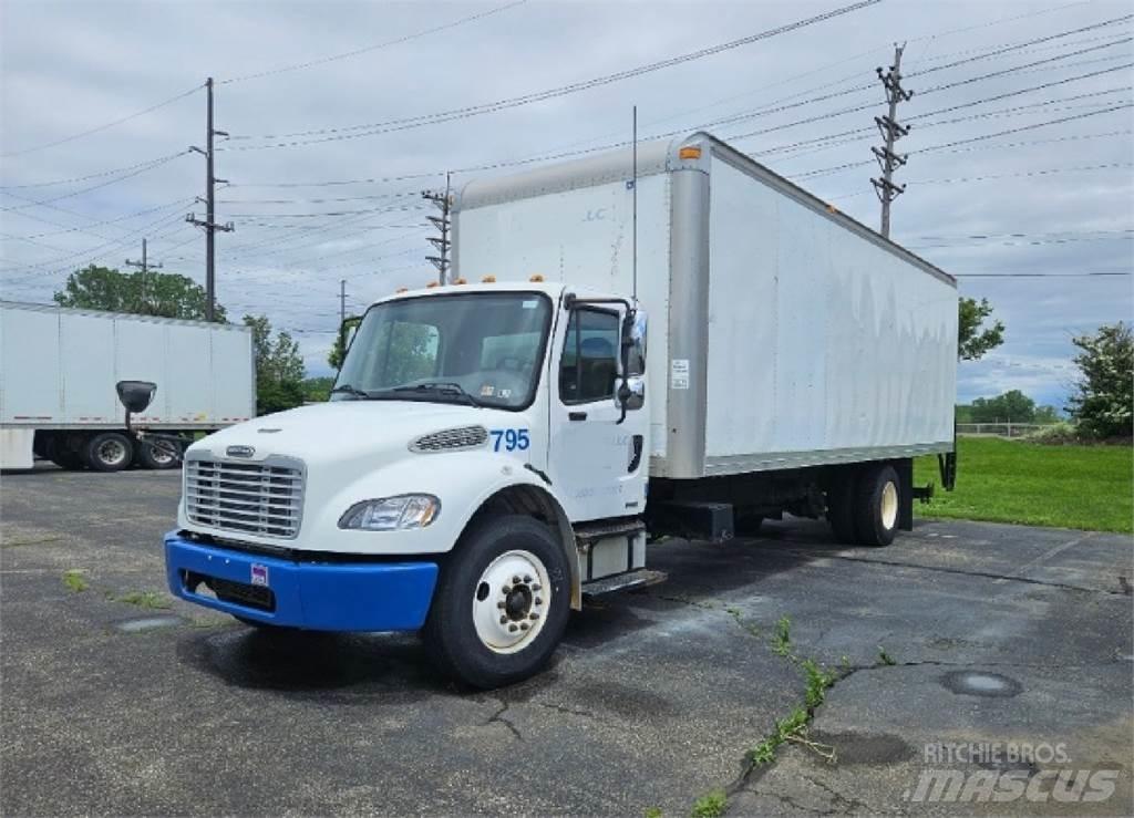 Freightliner M2 شاحنات ذات هيكل صندوقي